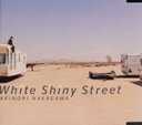 W White@Shiny@Street