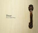 ɓN Door